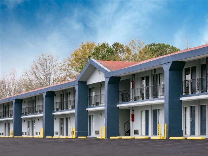 Motel Super 8 By Wyndham Locust Grove Zewnętrze zdjęcie