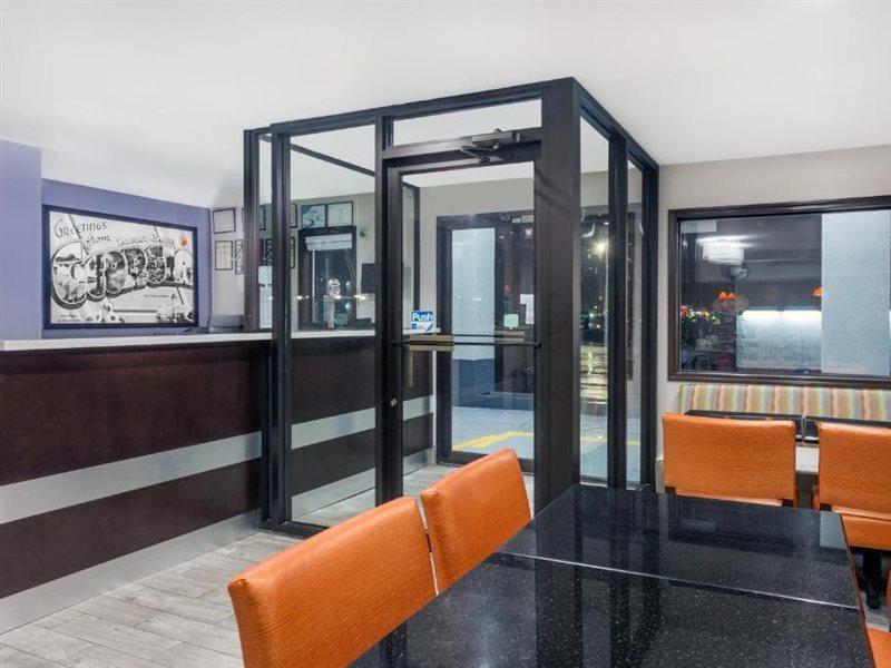 Motel Super 8 By Wyndham Locust Grove Zewnętrze zdjęcie